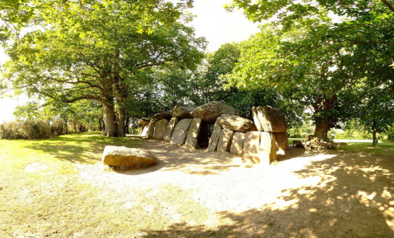 La Roche-aux-Fées