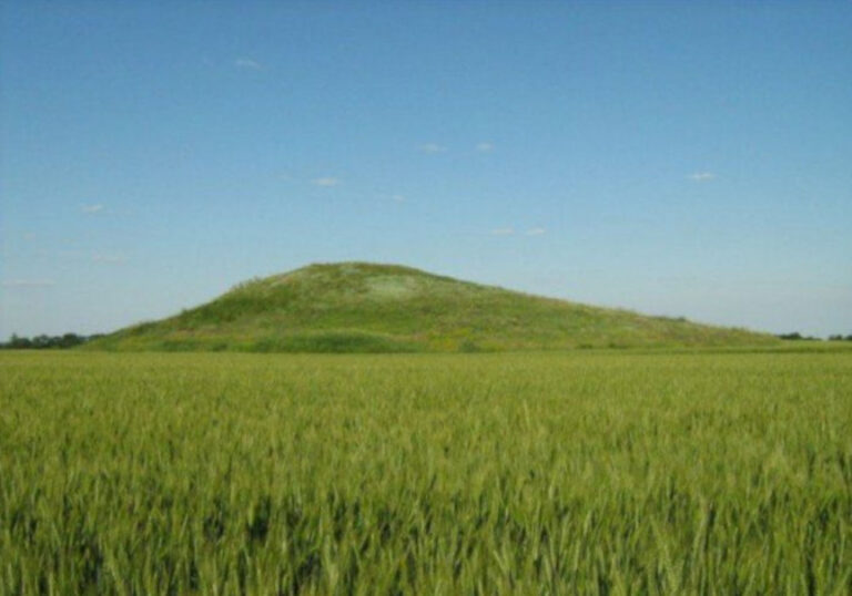 Tovsta Mohyla burial mound