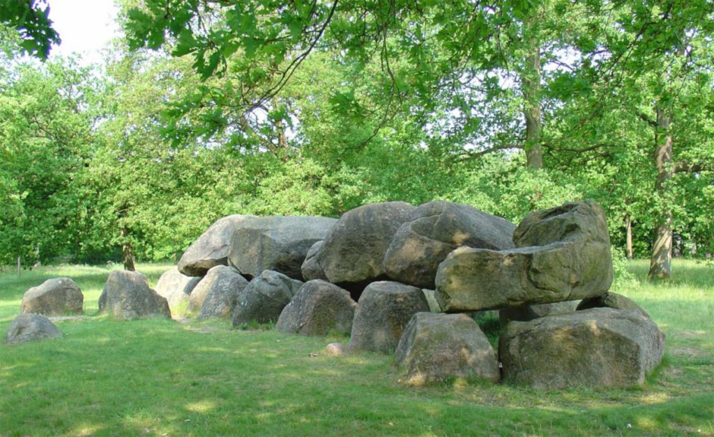 dolmen d14