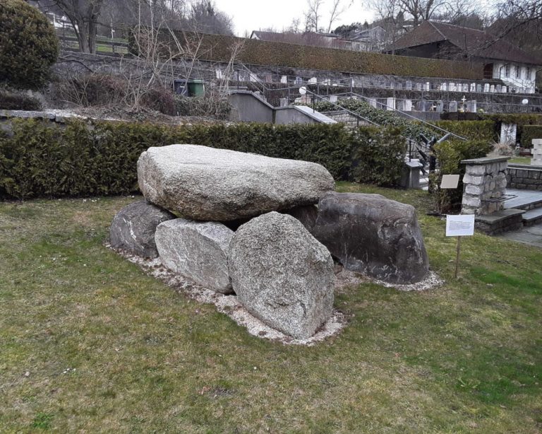 dolmen of oberbipp