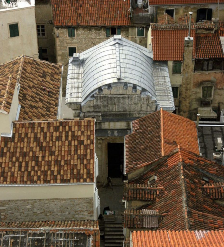 temple of jupiter in split