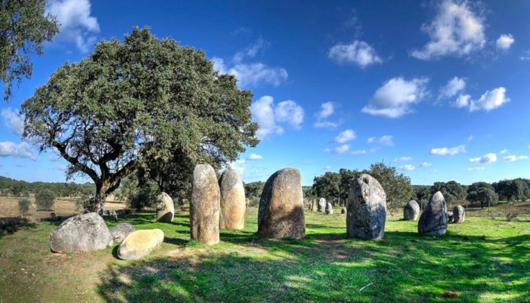 Cromlech in Vale Maria do Meio