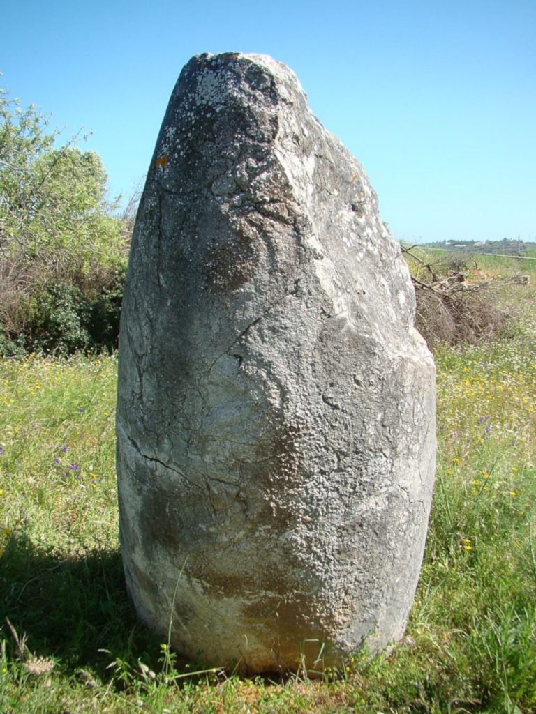 Menhir da Cabeça do Rochedo