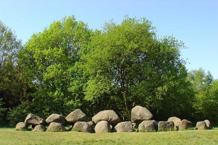dolmen d19
