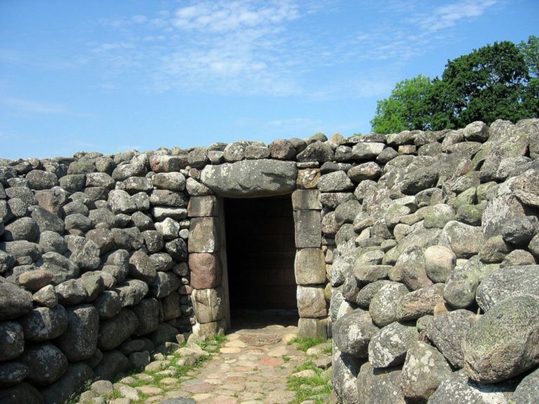 kiviksgraven