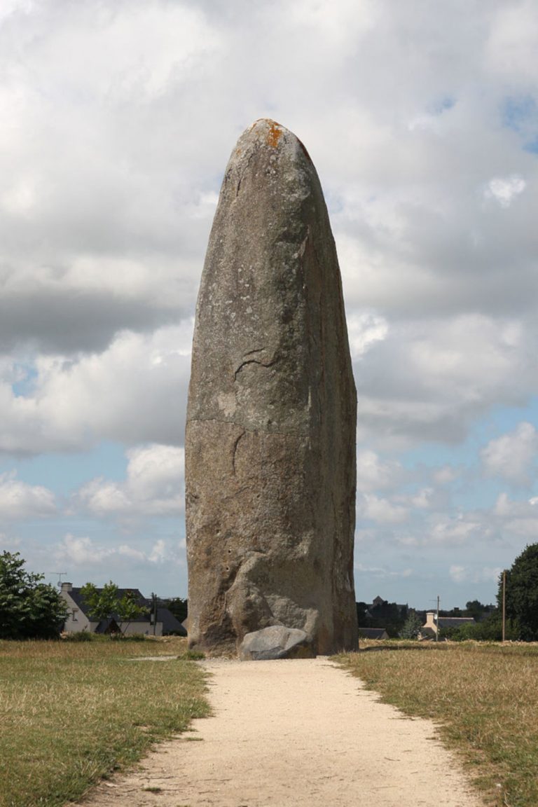 menhir of champ-dolent