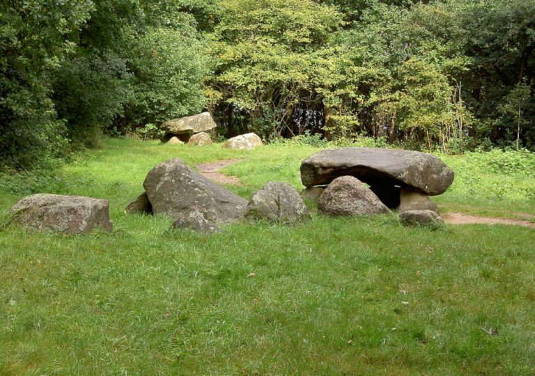 dolmen d24
