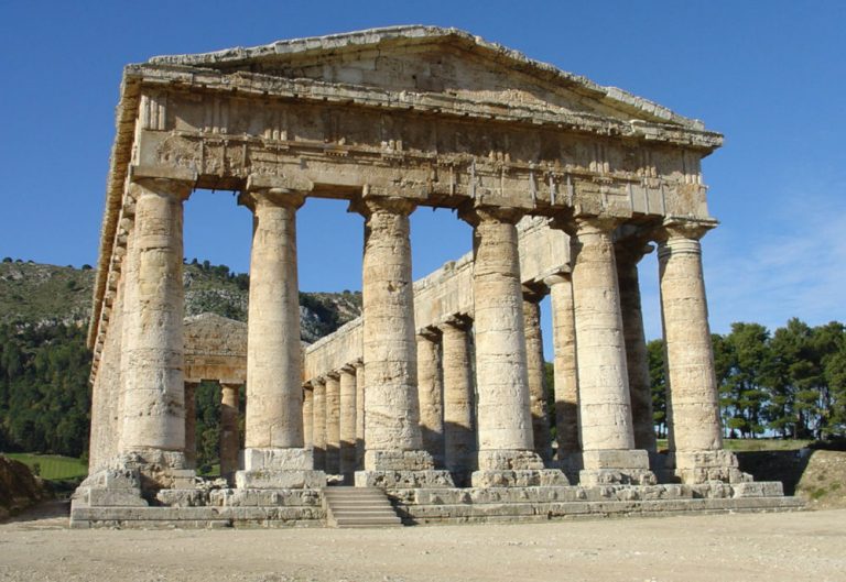 doric temple of segesta
