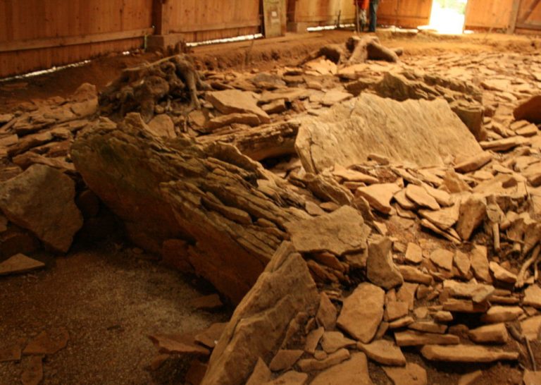 aillevans dolmen