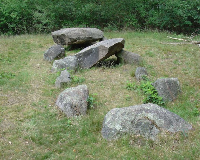 dolmen d35