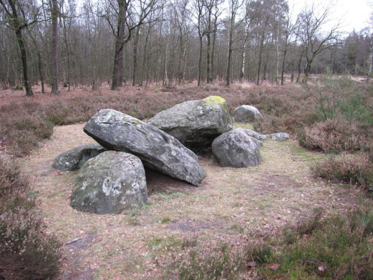 dolmen d38