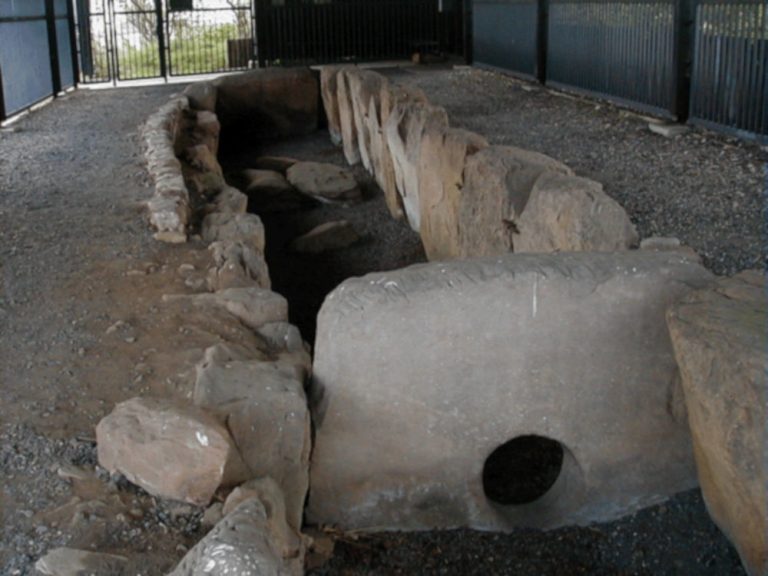 züschen tomb