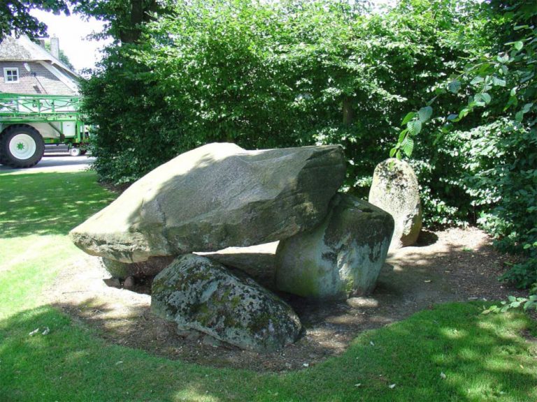dolmen d44