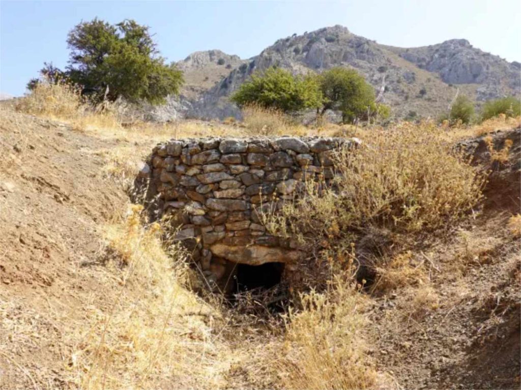 apodoulou tomb