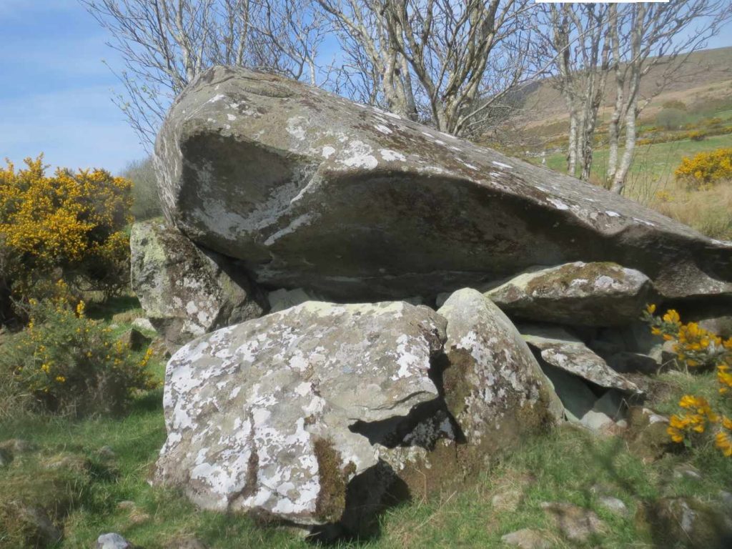 Eskaheen Portal Tomb