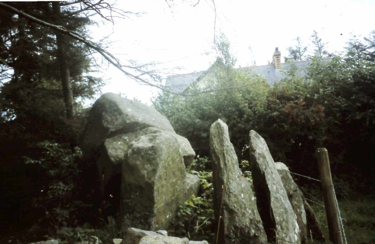Garran Portal Tomb