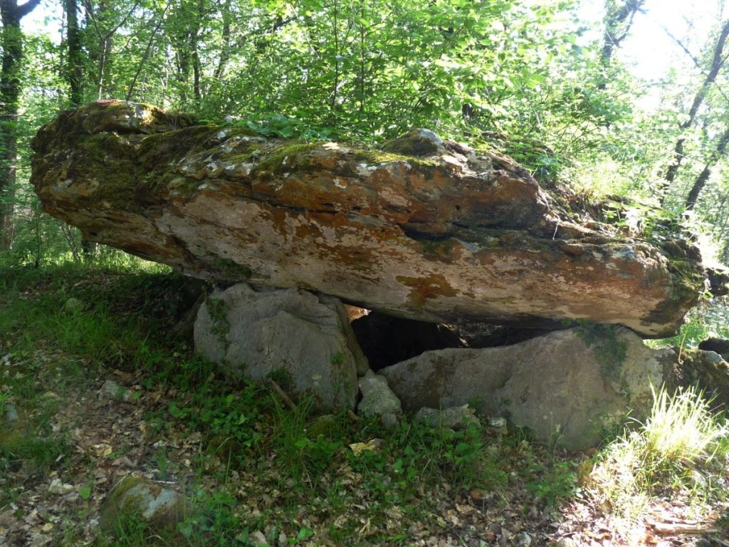 Nécropole d'Édon