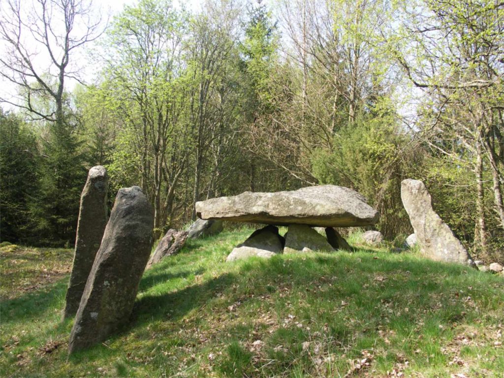 Vrångstad dolmen