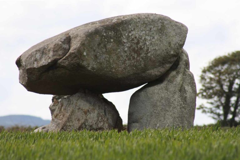 Wateresk Portal Tomb