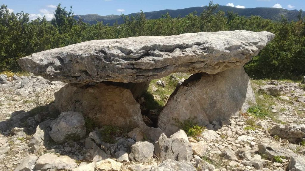 dolmen de la losa mora